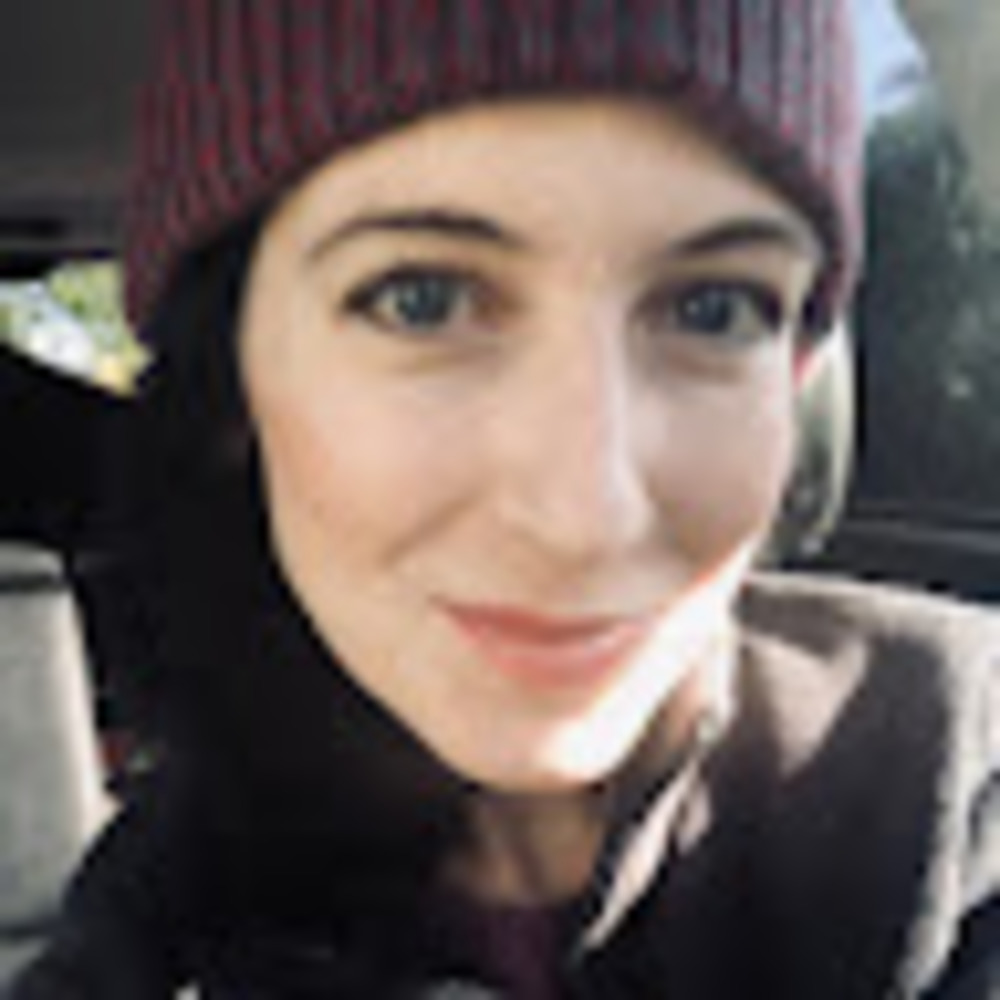 Meet your Posher, Emily